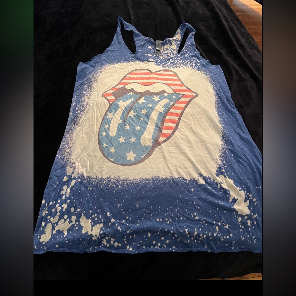 Lightweight Patriotic Tank